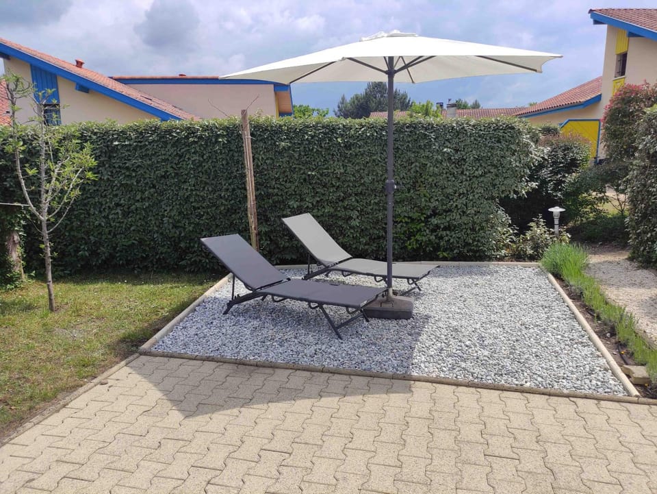 Garden, Balcony/Terrace