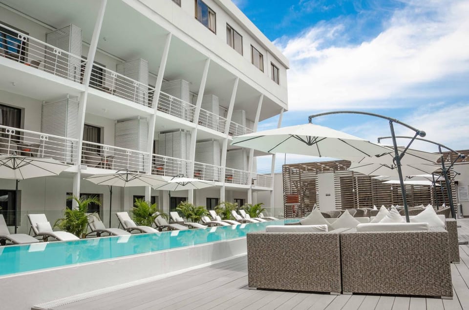 Patio, Day, View (from property/room), Pool view, Swimming pool, sunbed