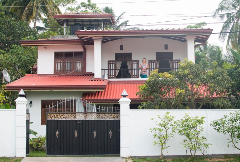 Property building, View (from property/room), Balcony/Terrace