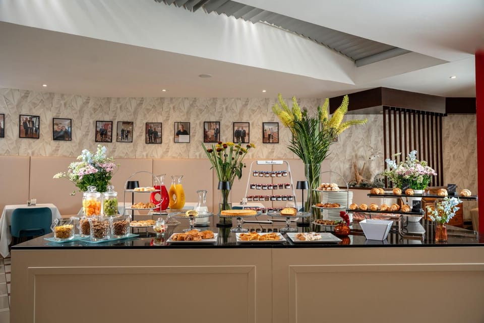 Breakfast, Continental breakfast, Buffet breakfast, Italian breakfast, American breakfast