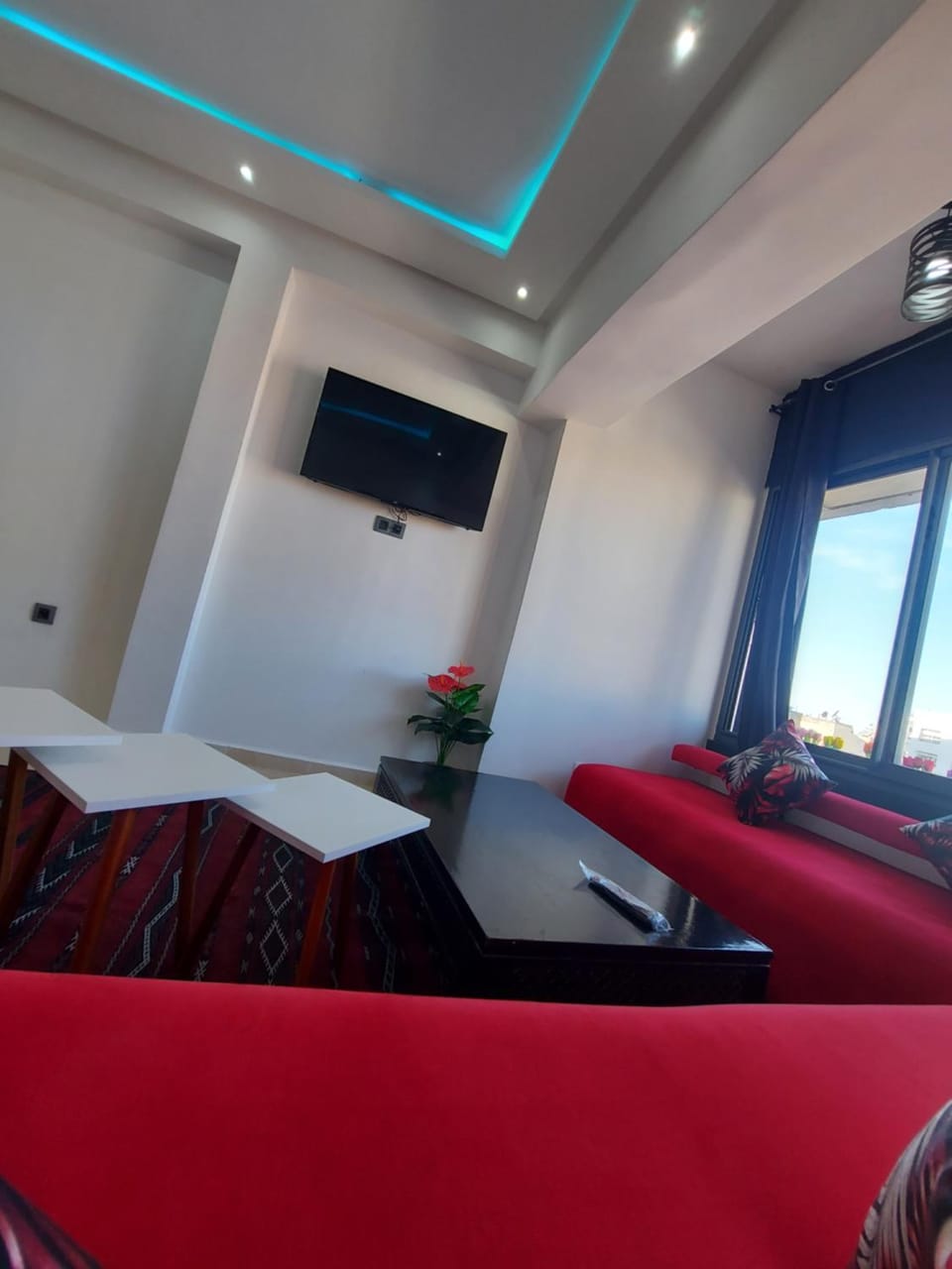 Communal lounge/ TV room, TV and multimedia, Living room