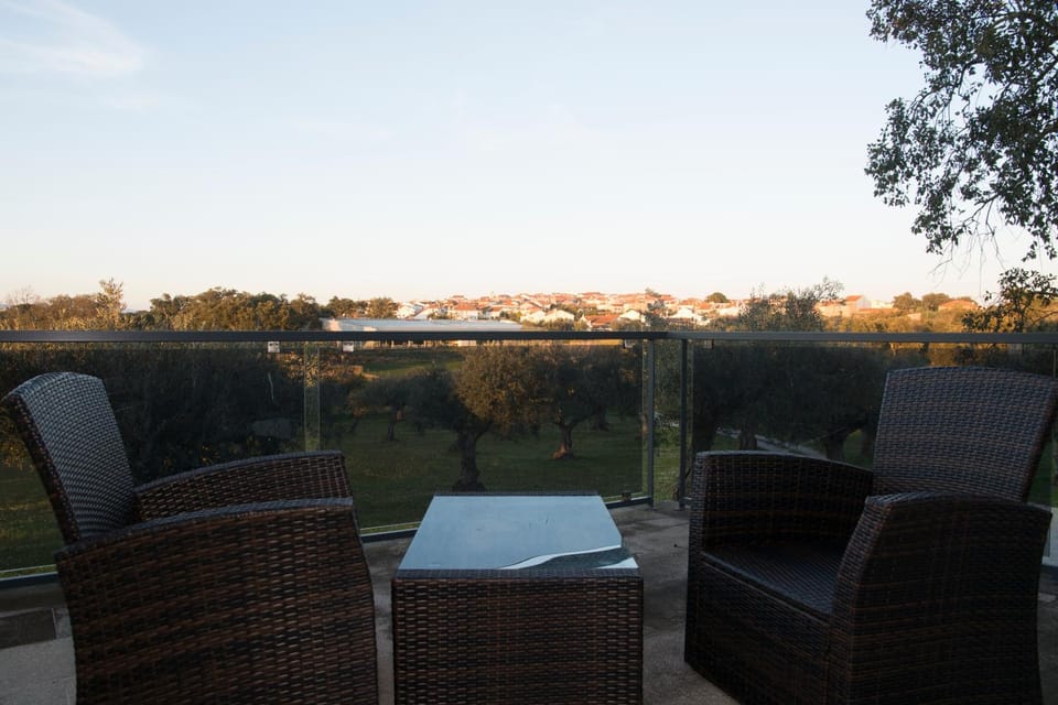 Day, Natural landscape, Balcony/Terrace