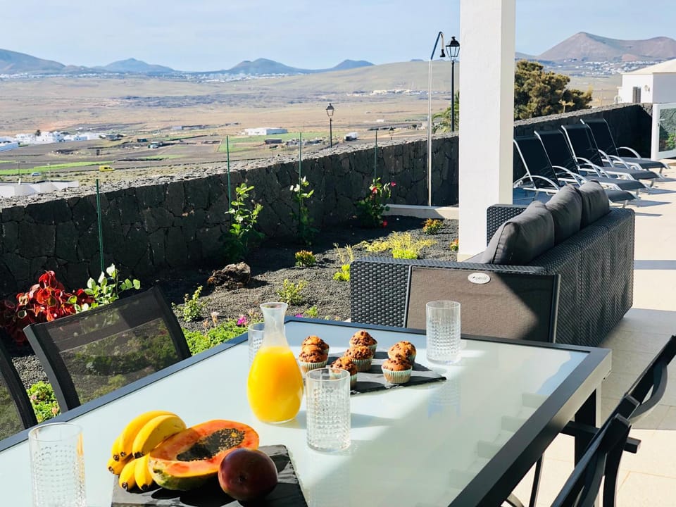 BBQ facilities, Coffee/tea facilities, Balcony/Terrace, Dining area, Breakfast