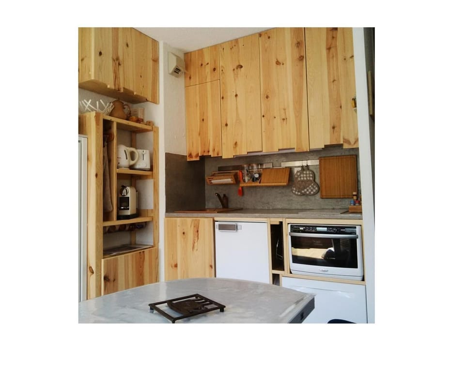 furniture, oven, kitchen
