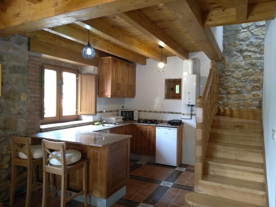 Casa de Aldea La Xunta House in Asturias