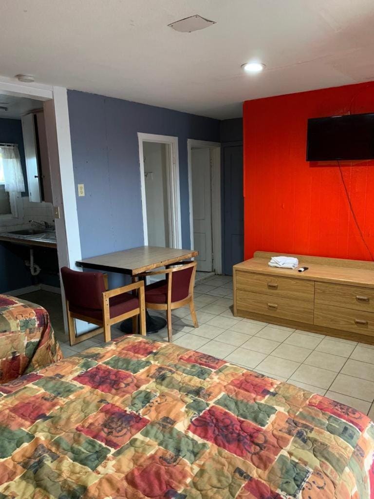 Economy Inn Hotel in Corpus Christi