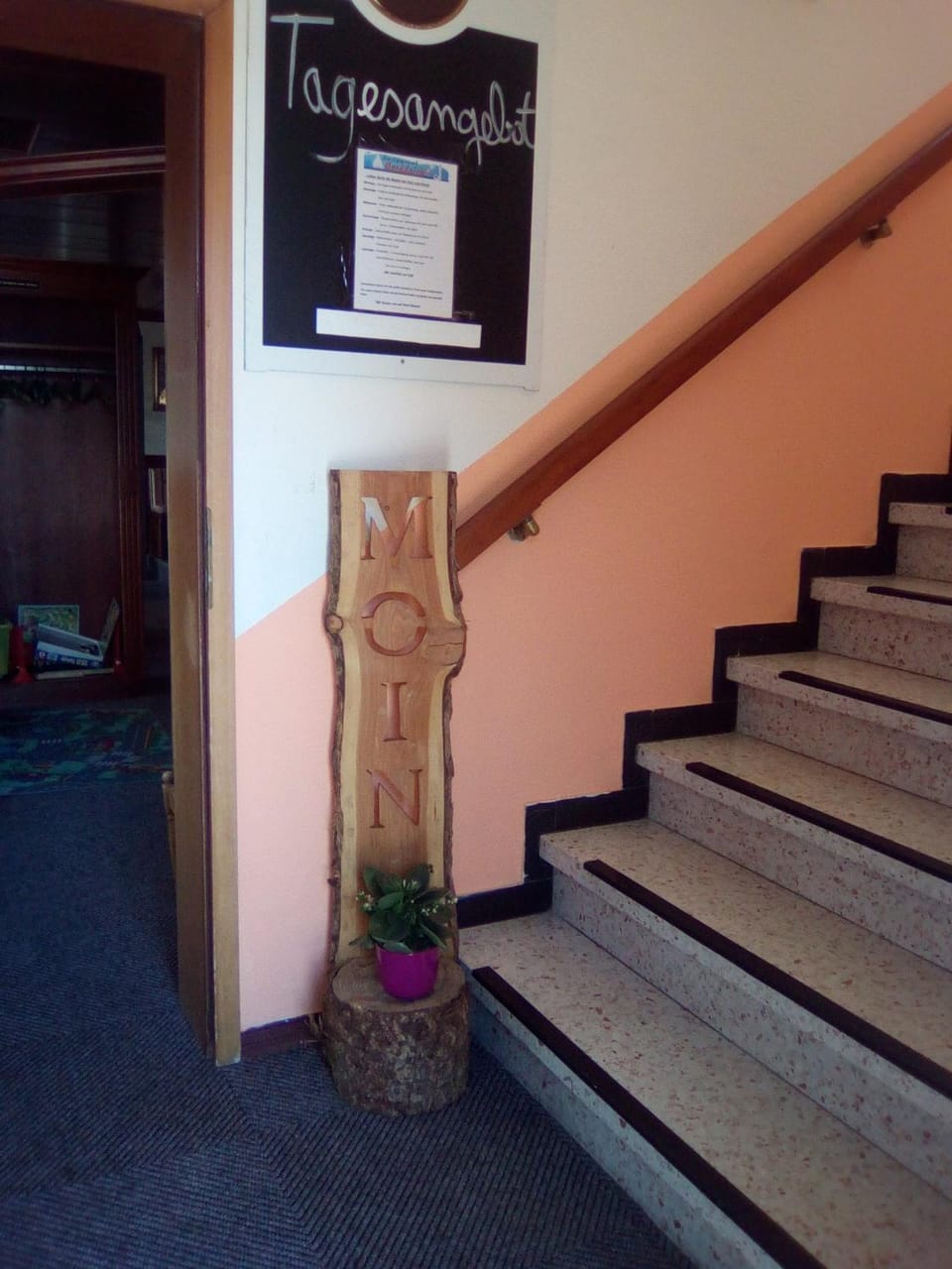 Logo/Certificate/Sign