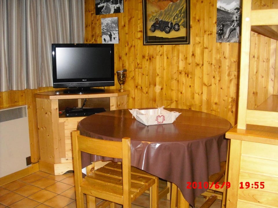 TV and multimedia, furniture