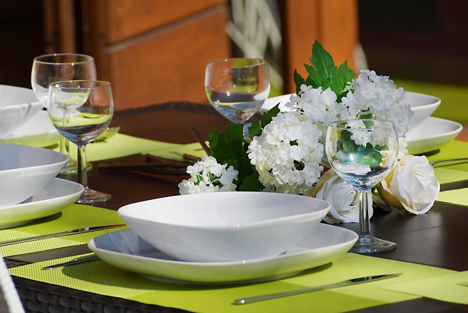 Facade/entrance, Garden view