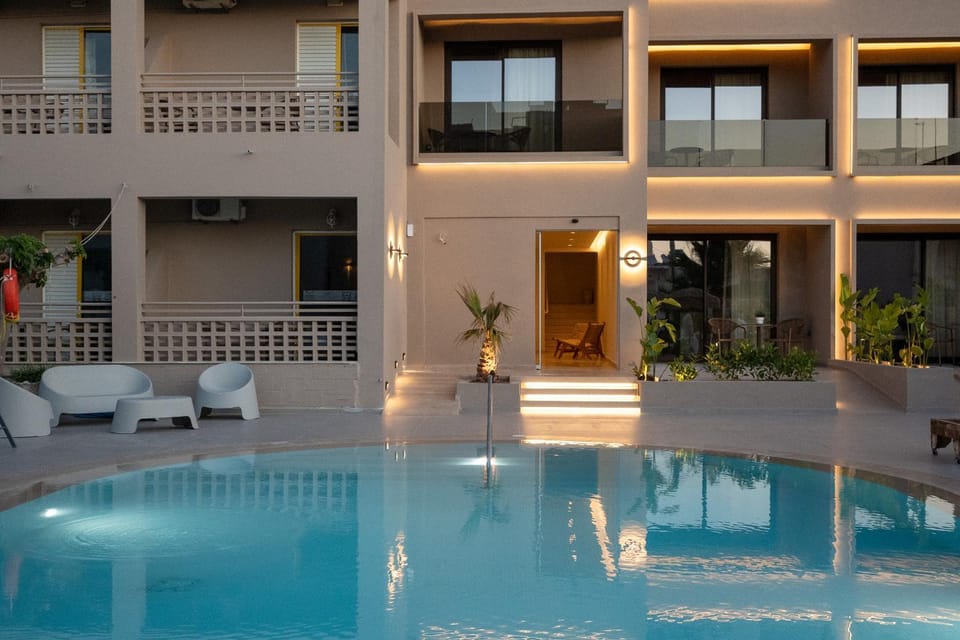 Property building, Balcony/Terrace