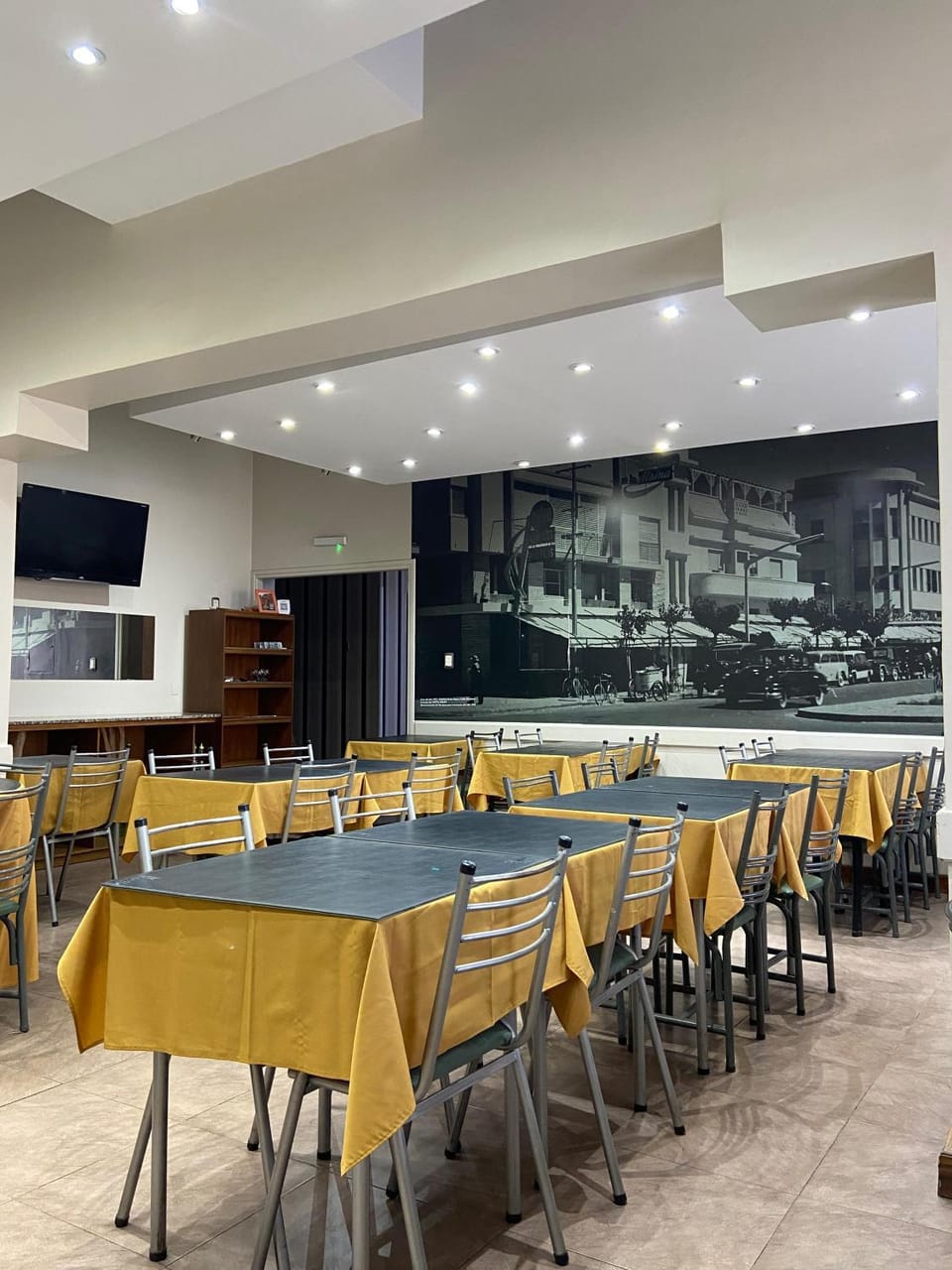 Restaurant/places to eat