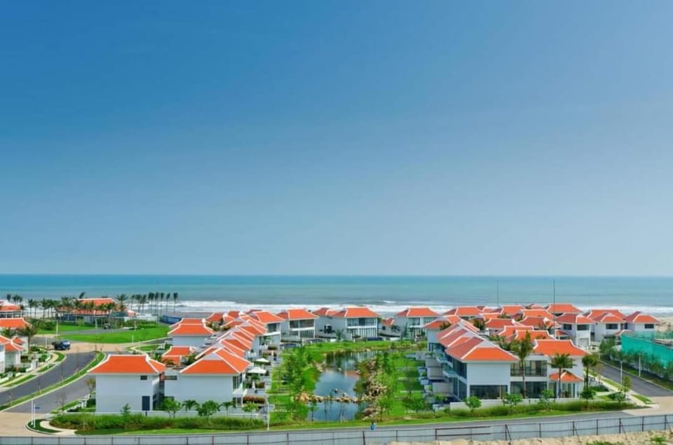 Neighbourhood, Natural landscape