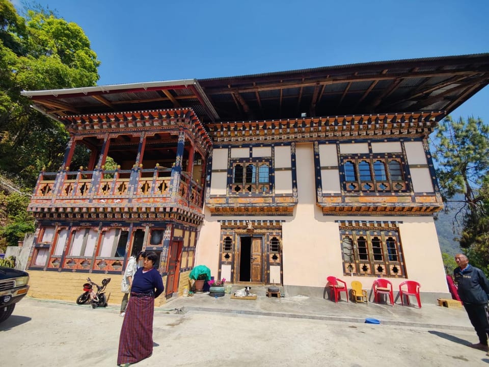 Mendrelgang Homestay Vacation rental in Asia
