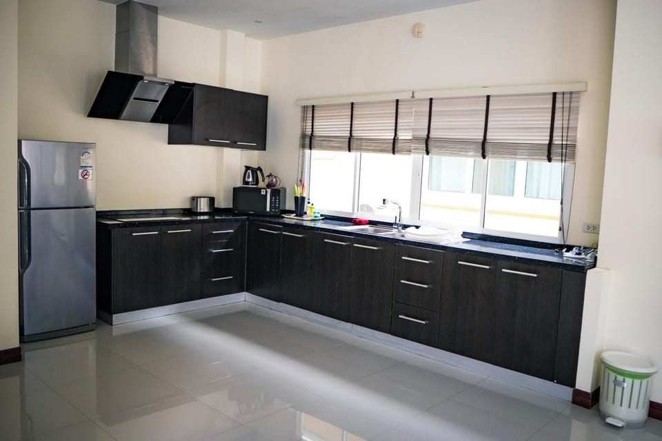 Villa Tanya, 3 Bed with Private Pool and Jacuzzi House in Rawai