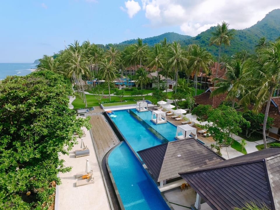 Lounge or bar, Swimming pool