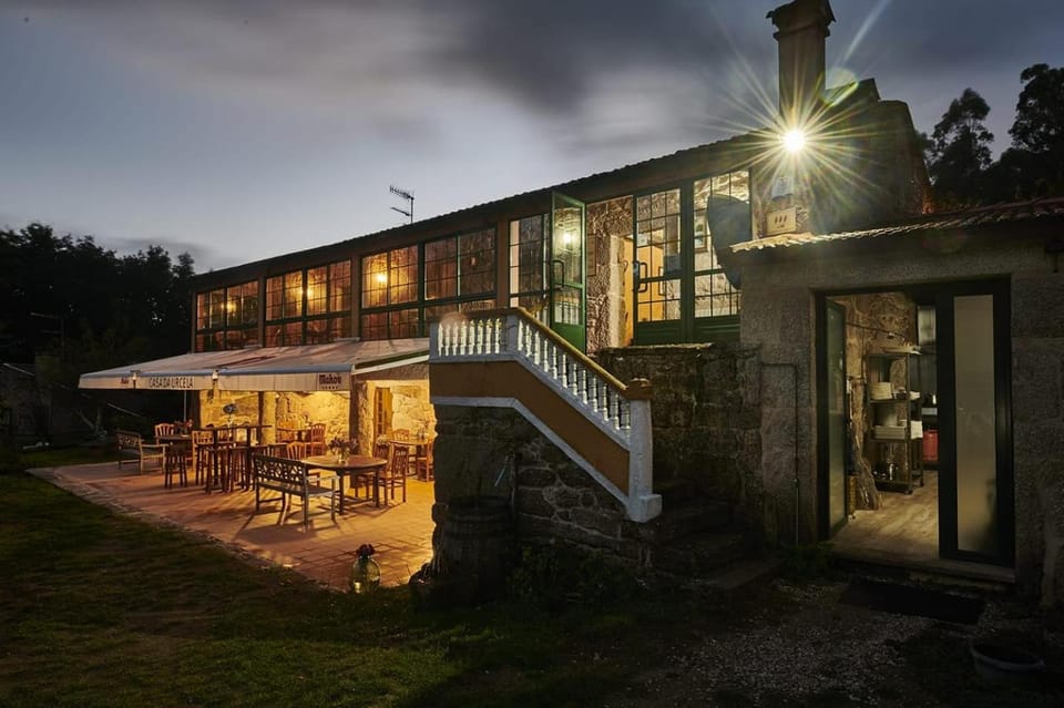 Property building, Restaurant/places to eat, Night