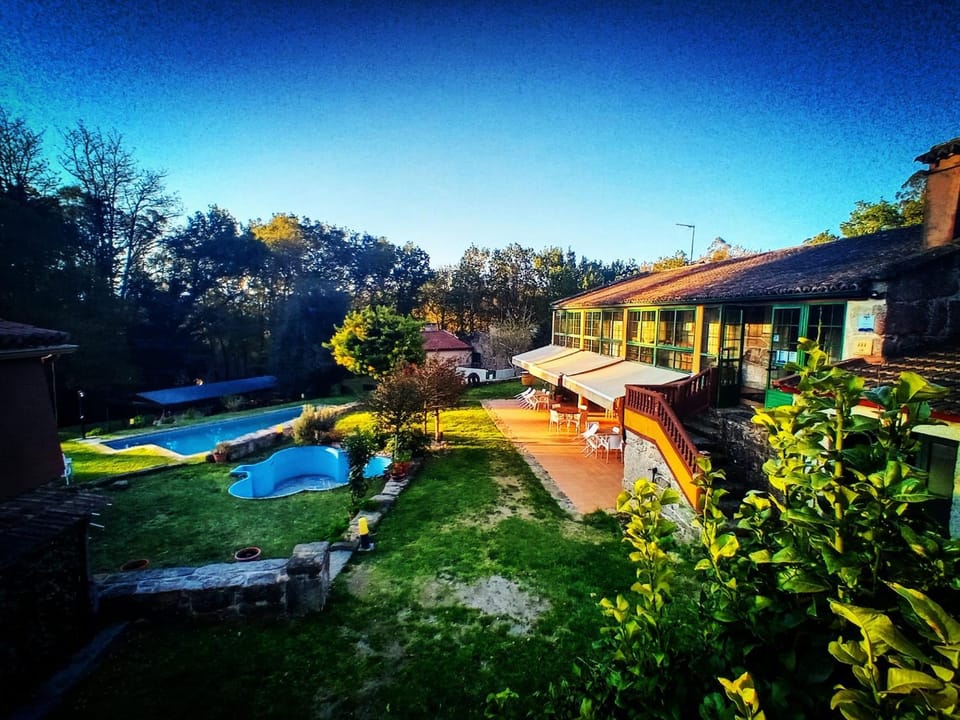 Property building, Restaurant/places to eat, Swimming pool