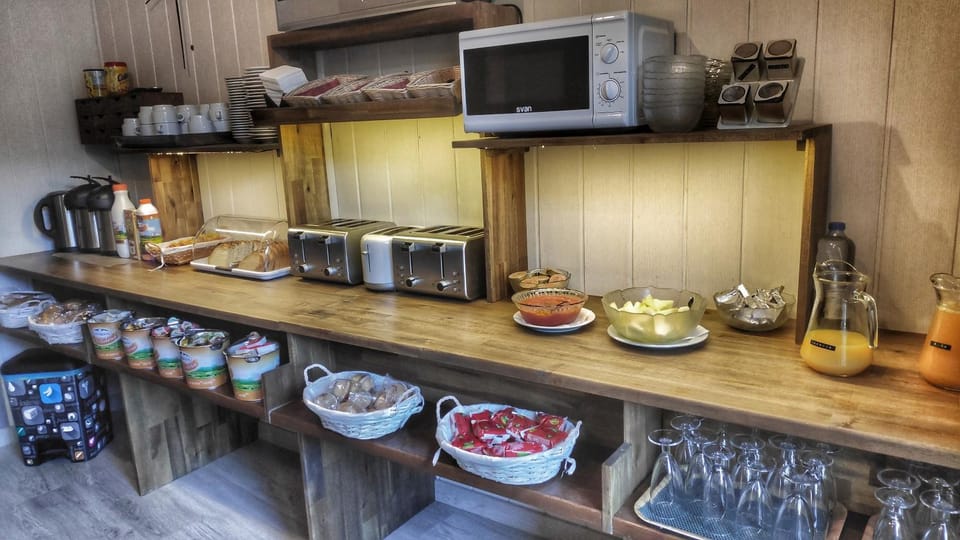 Breakfast, Buffet breakfast
