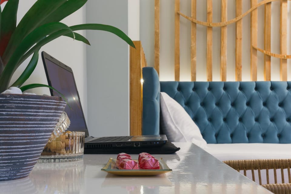 Food and drinks, Bedroom