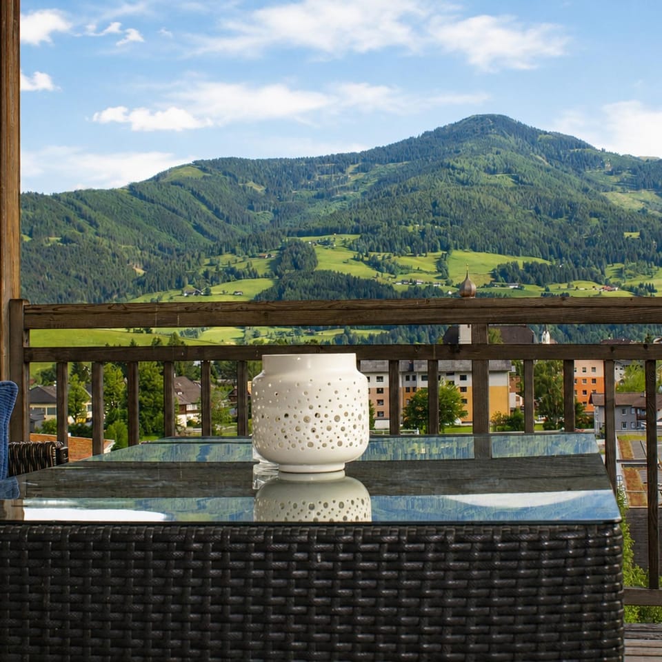 Natural landscape, View (from property/room), Balcony/Terrace, Mountain view
