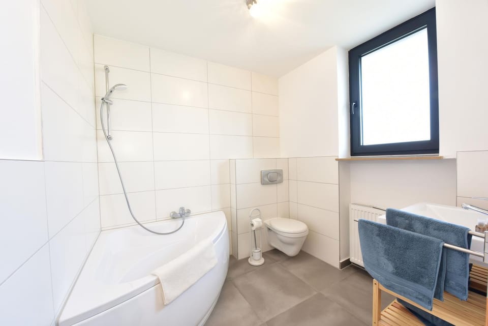 Bathroom, Bath
