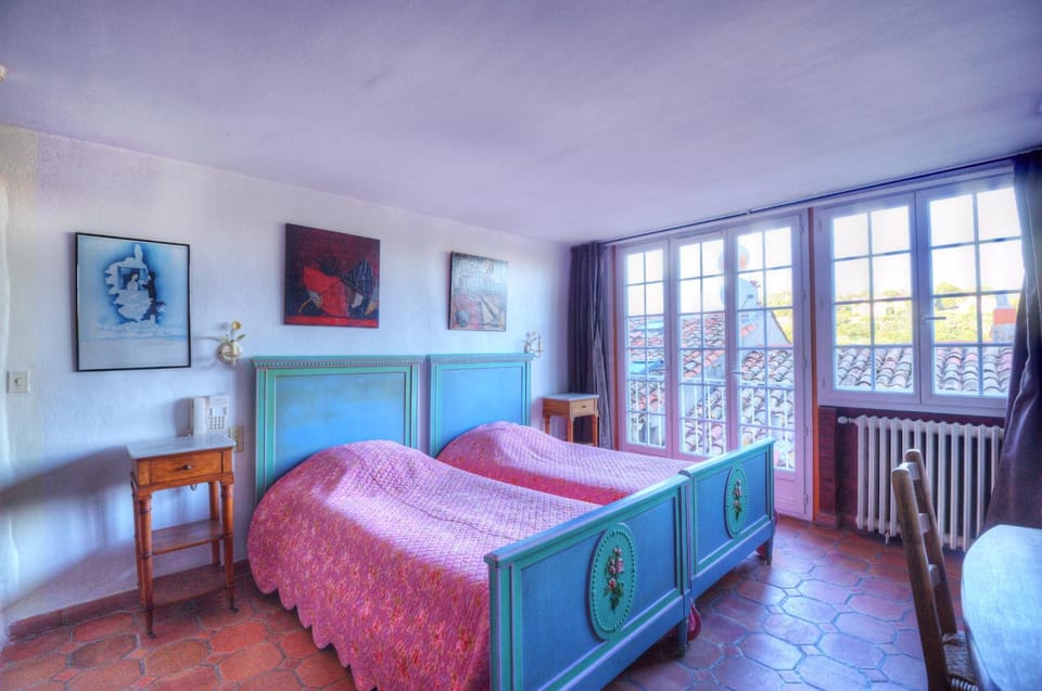 Hôtel Les Arcades Hotel in Villeneuve-Loubet