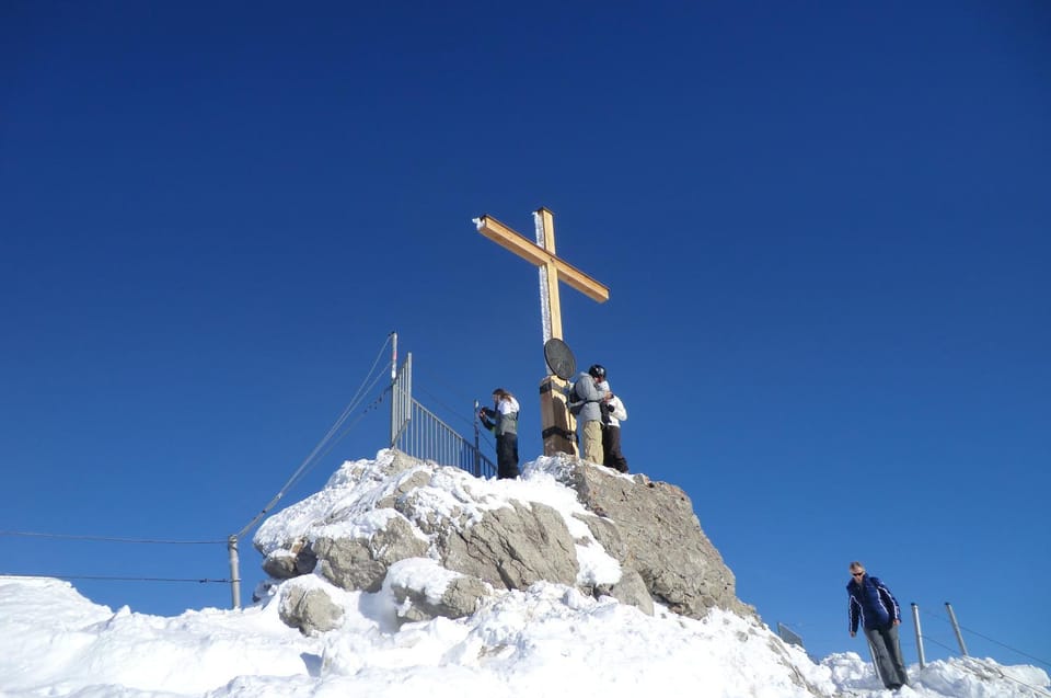 Skiing, Hiking