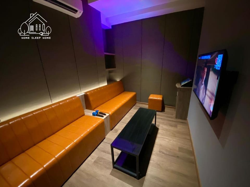 Karaoke, soundproof, air conditioner