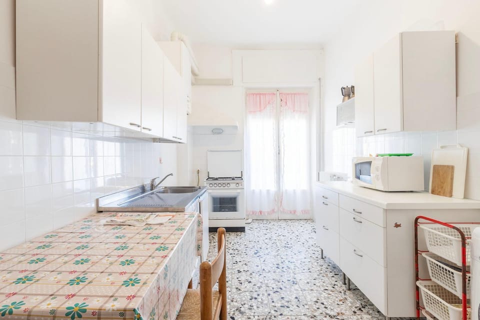 Spazioso appartamento Vista Mare, Levanto Apartment in Levanto