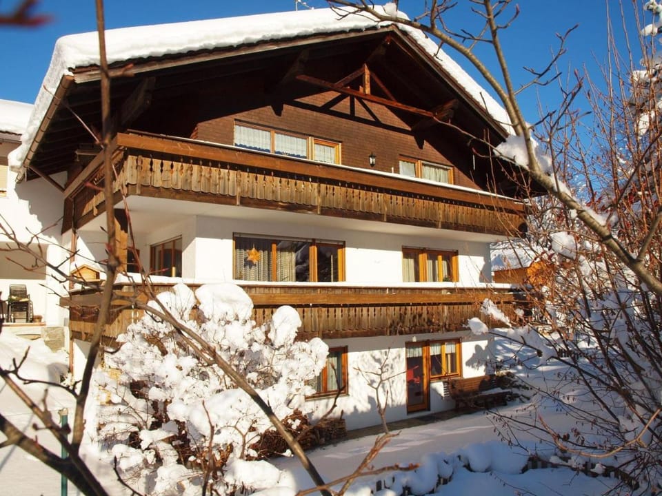 Property building, Winter