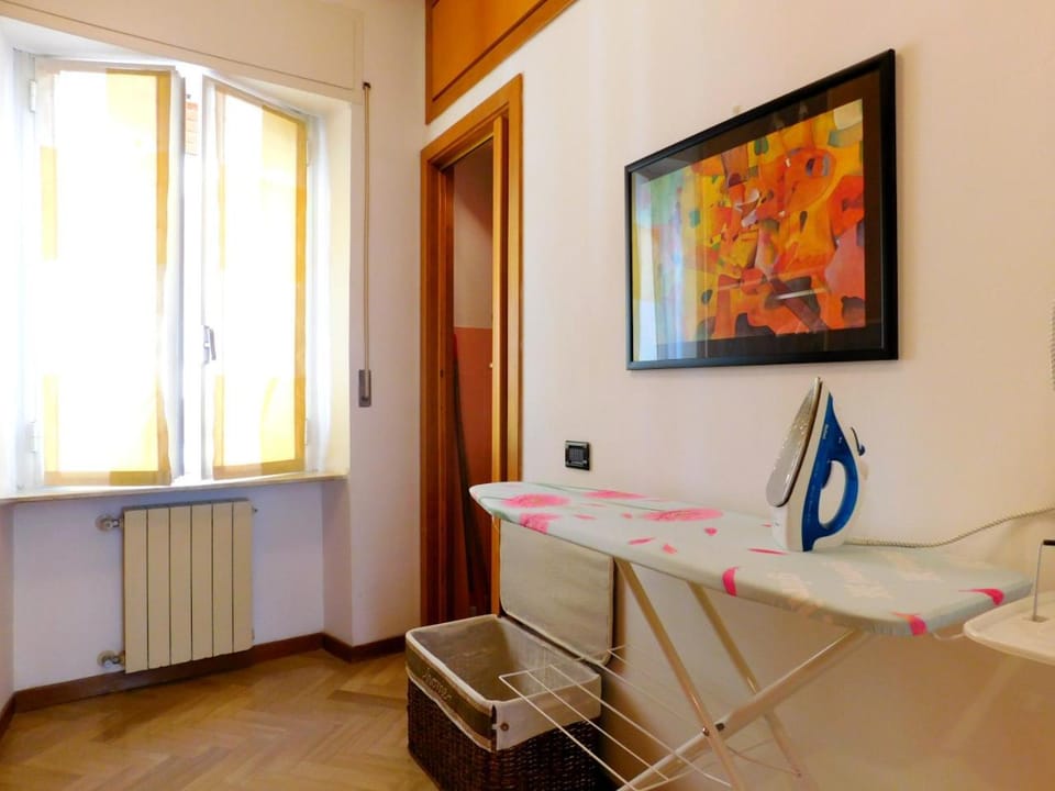 nuovissimo e funzionale, Levanto Apartment in Levanto