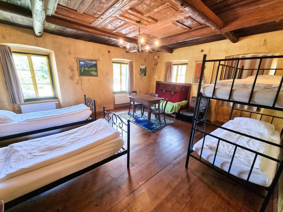 Bed, bunk bed