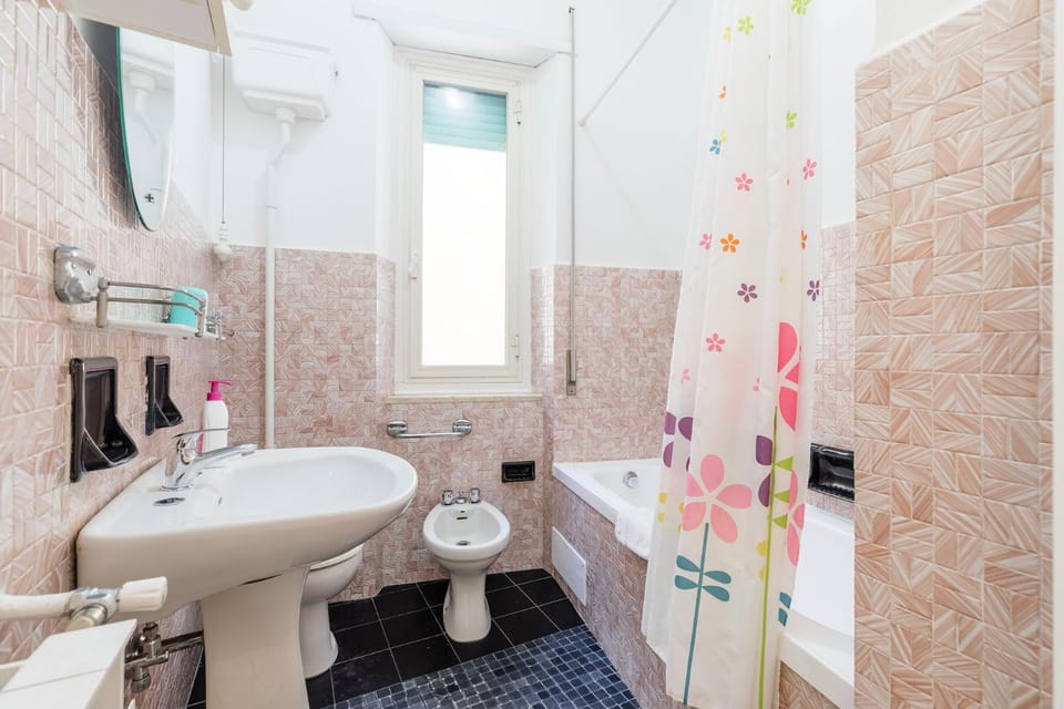 Trilocale vicino alla stazione, Levanto Apartment in Levanto