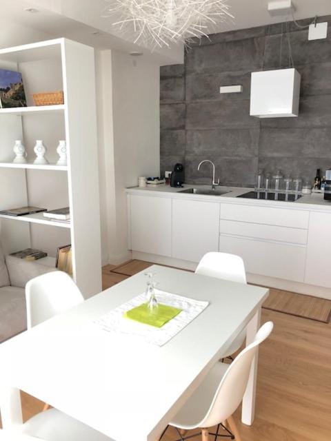 Home Sweet Home- free parking Apartment in Treviso