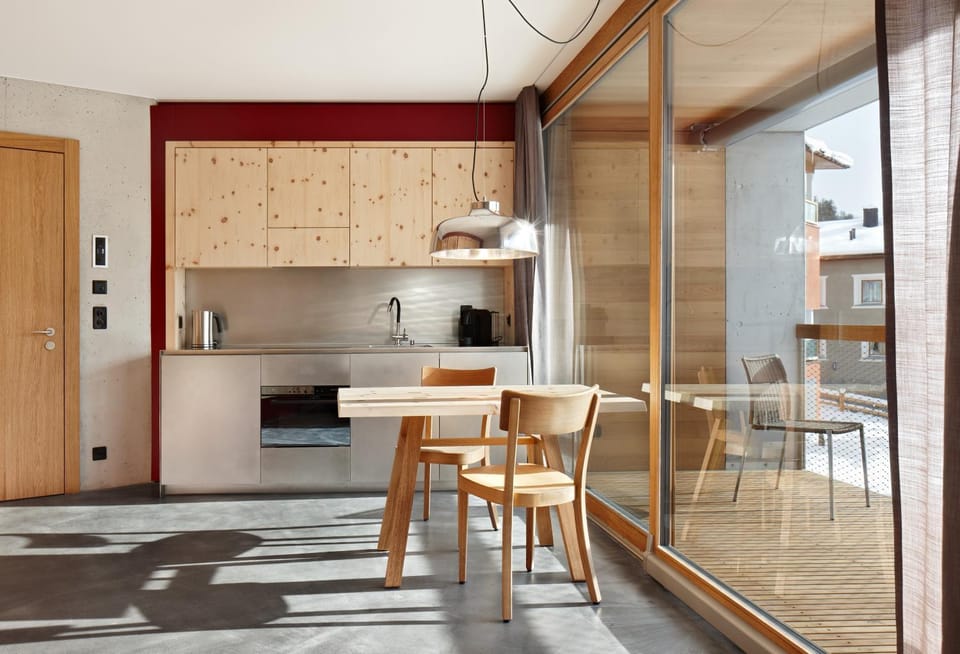 Day, Kitchen or kitchenette