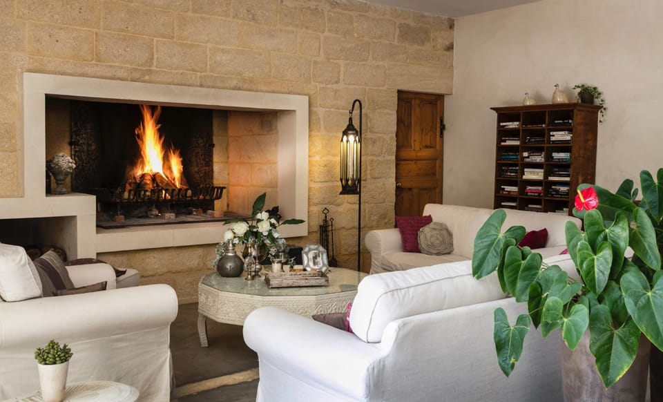 Library, Living room, fireplace