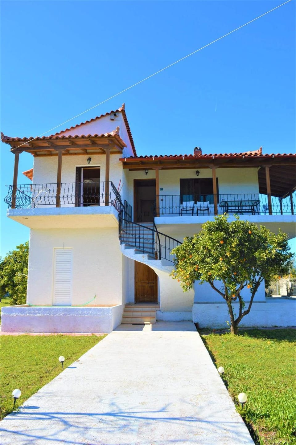 Property building, Facade/entrance