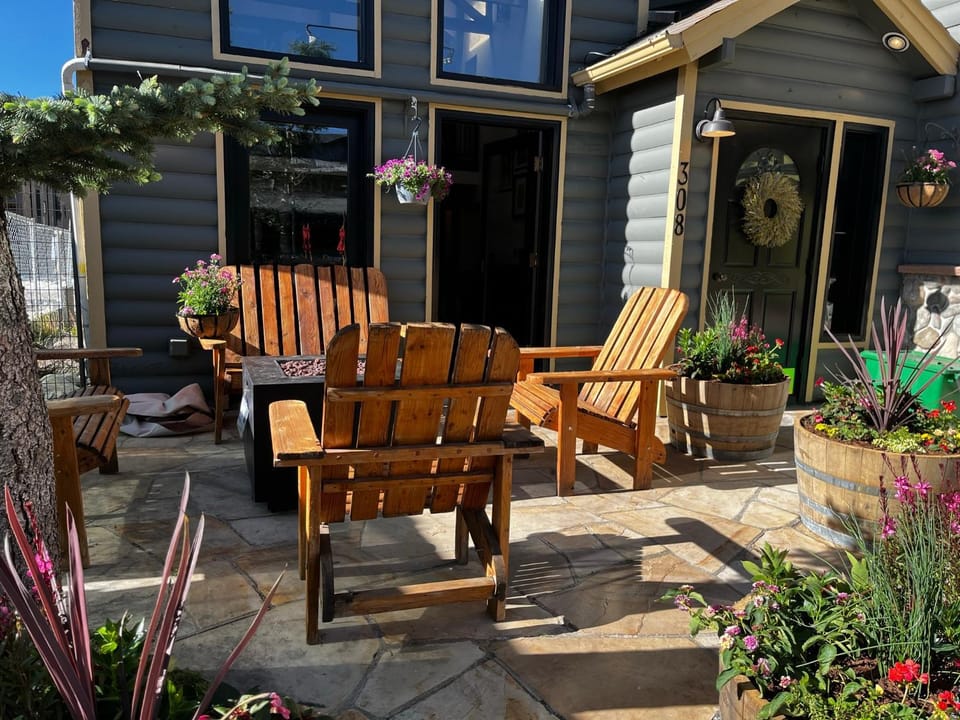 Property building, Patio, Day, Seating area
