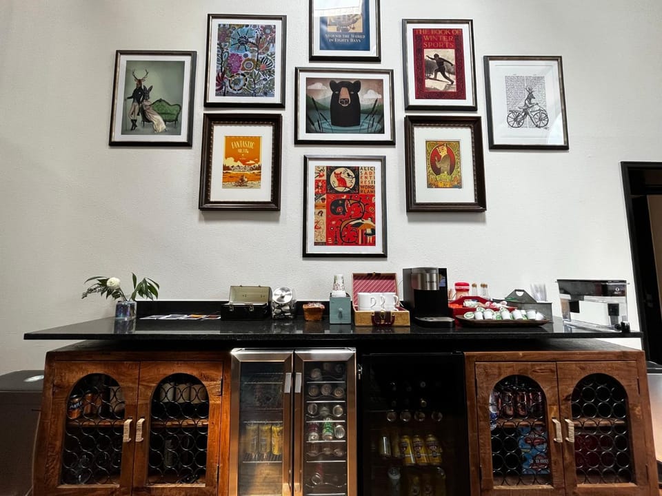 Coffee/tea facilities