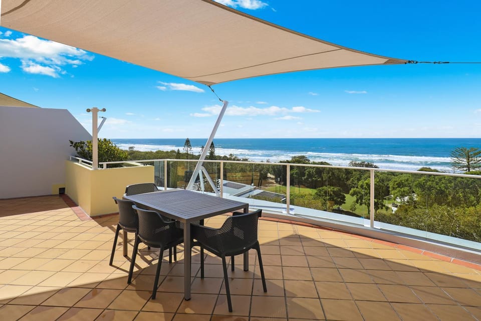 View (from property/room), Balcony/Terrace, Sea view