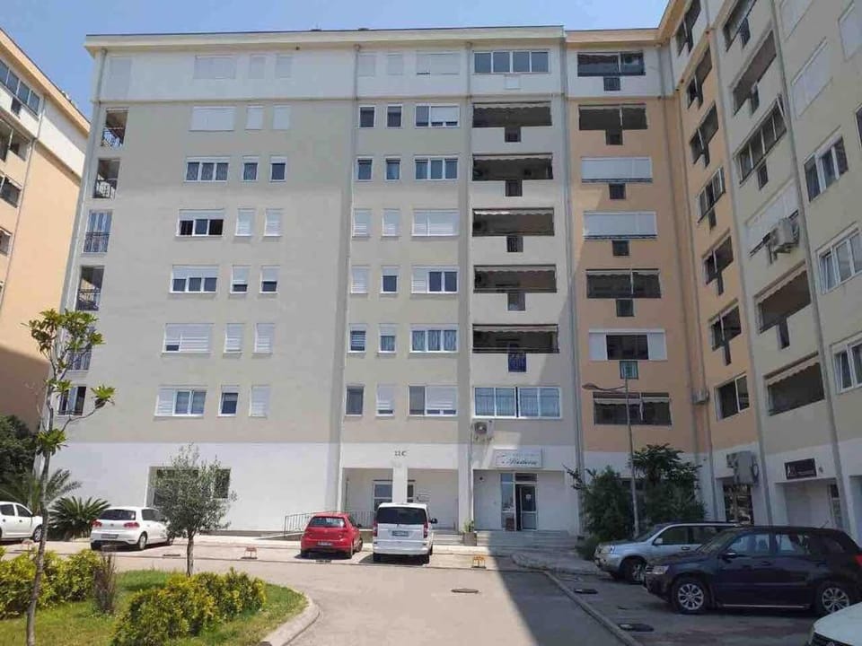 Property building, Street view, Parking