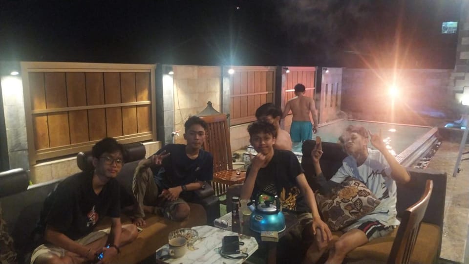 Puncak Pinus and Pool Villa in Batu