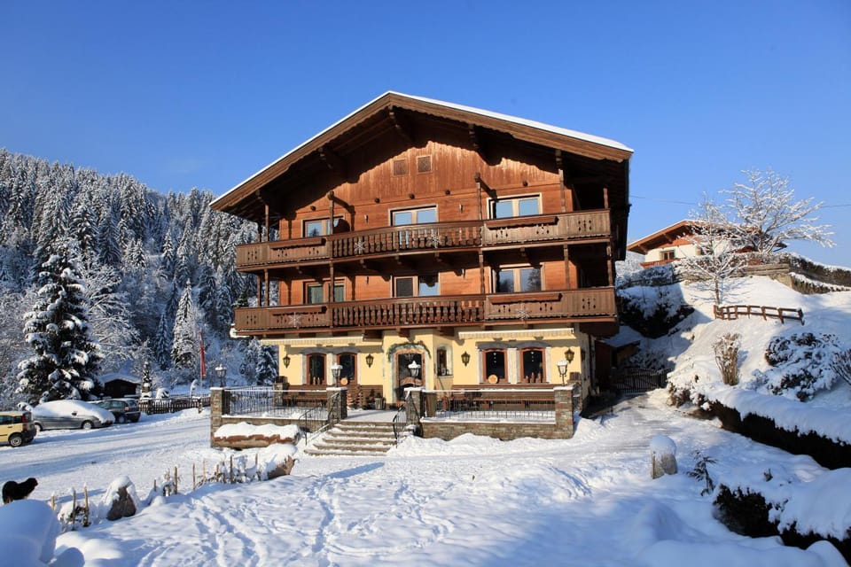 Property building, Winter