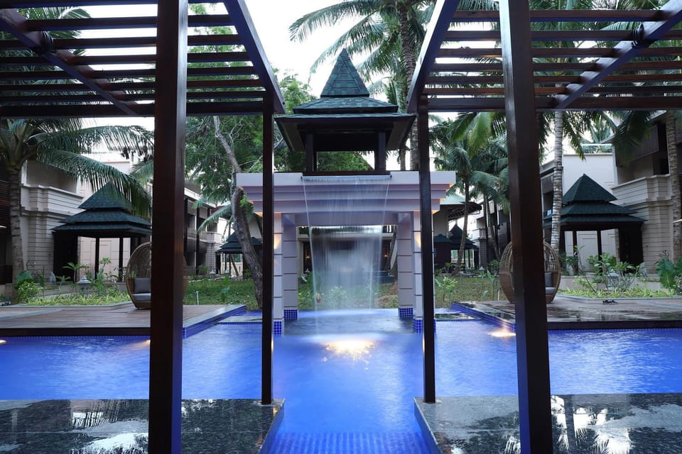 Swimming pool