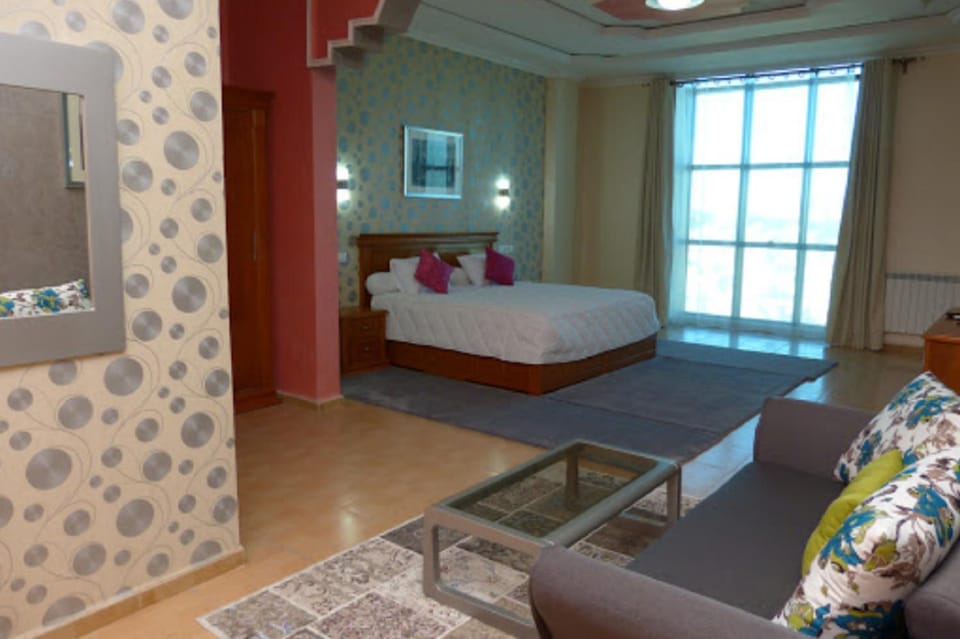 MARAVAL Hotel in Oran