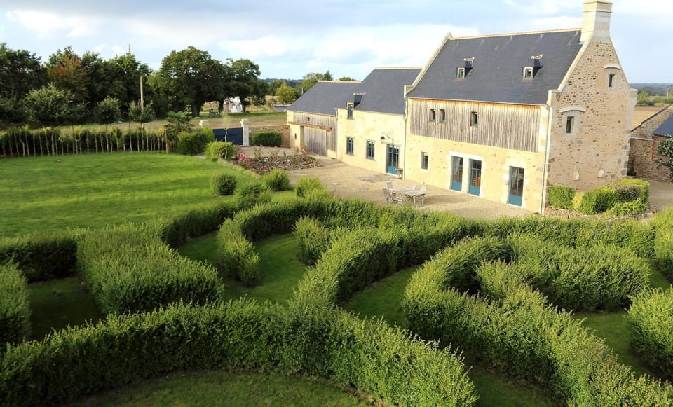 Property building, Garden view