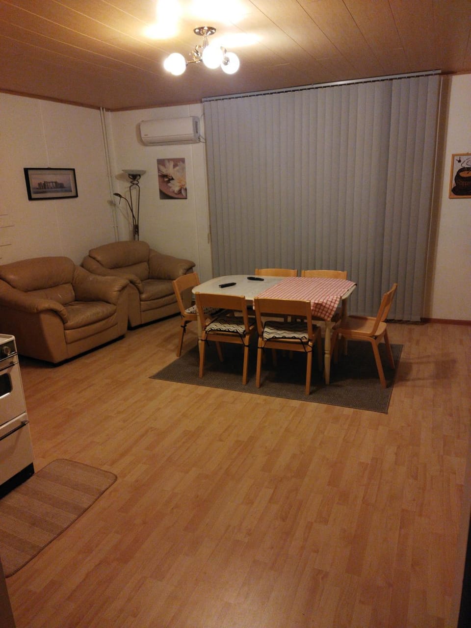 Living room, Dining area