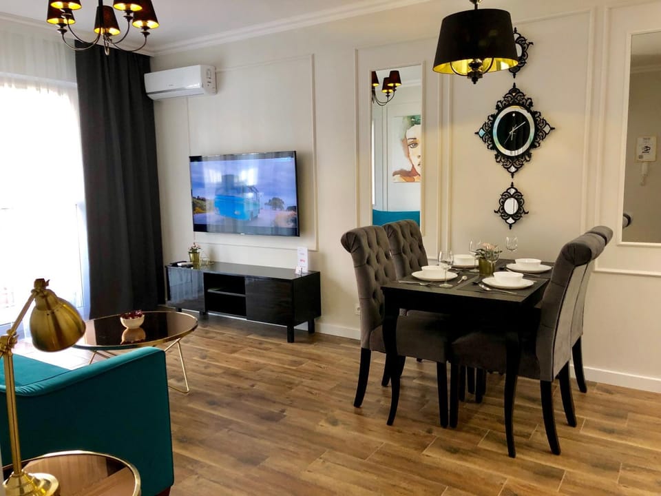 TV and multimedia, Dining area