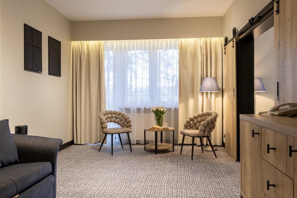 Photo of the whole room