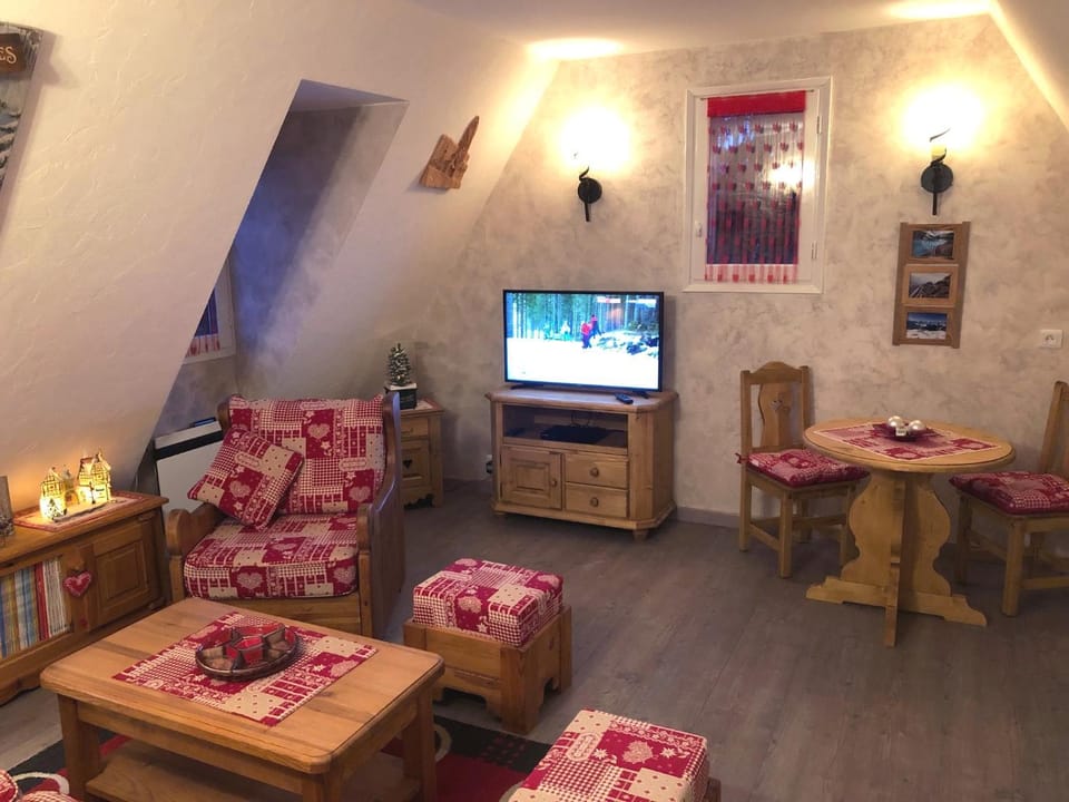 TV and multimedia, Living room, Other, Seating area